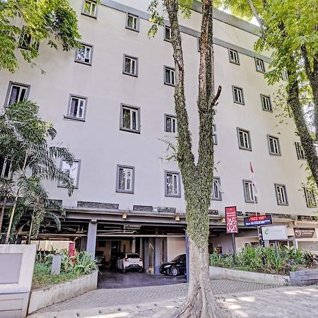 Oyo 3752 The Summit Residence Bandung Exterior foto